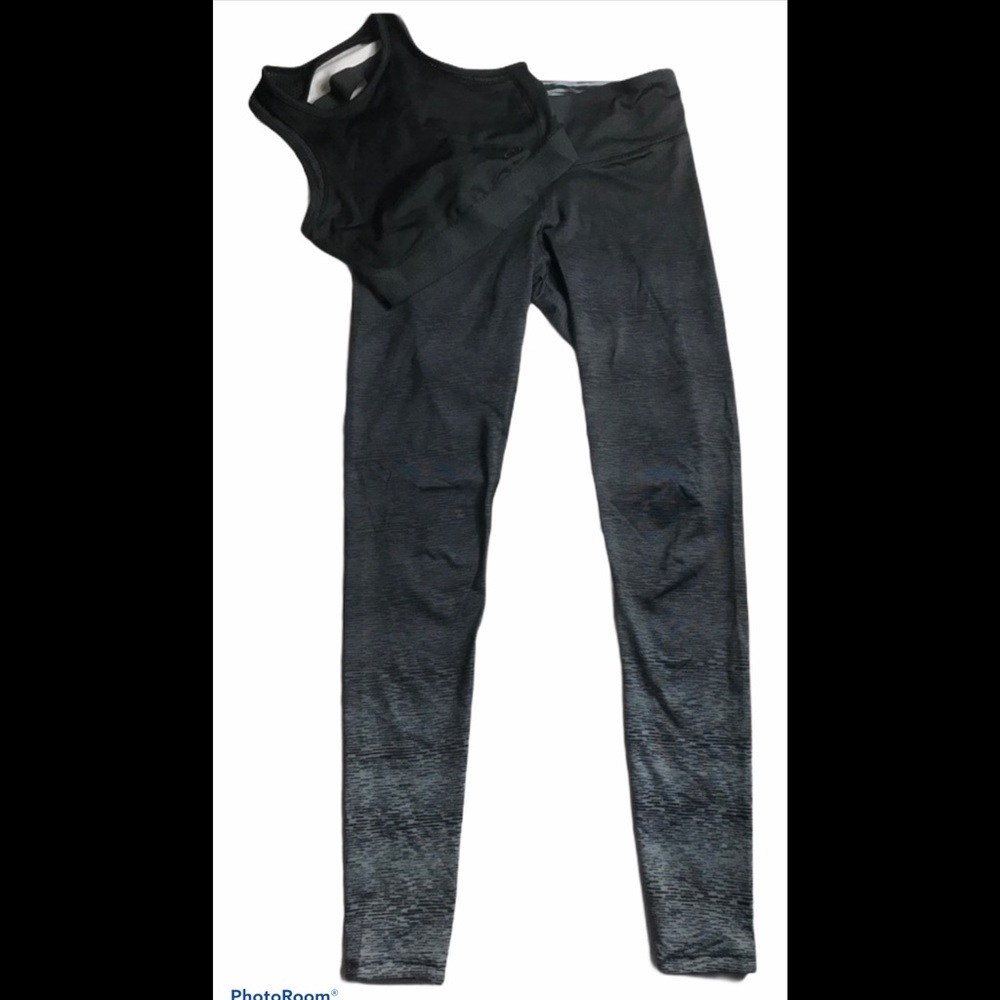CHAMPION workout outfit leggings sports bra Small